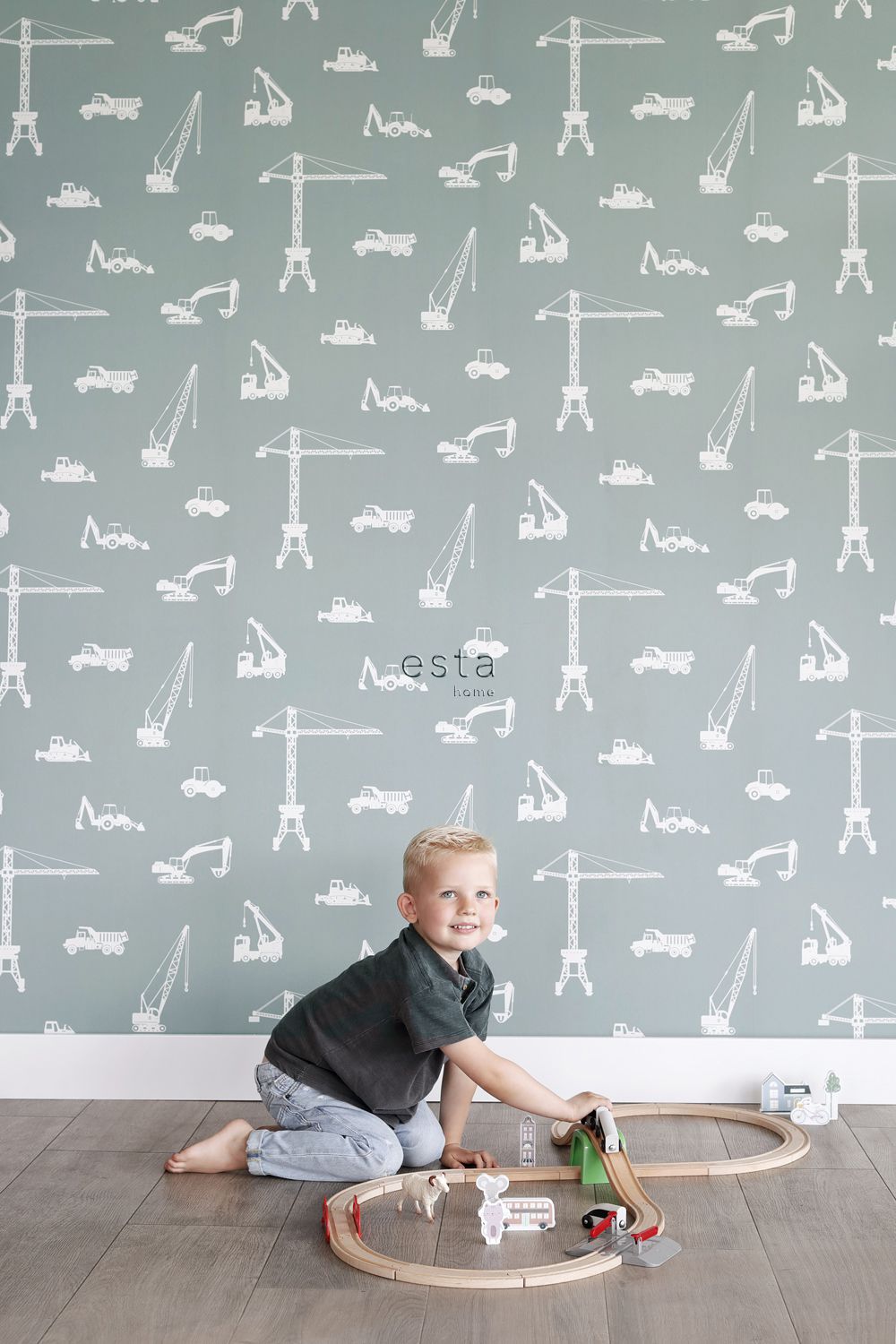 Today Interiors - Forest Friends Wallcovering